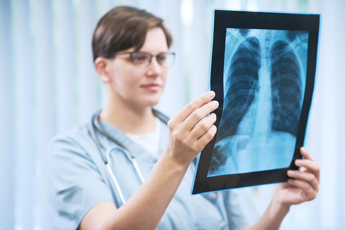 Examining chest x-ray before treatment